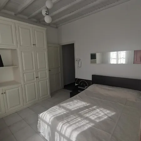 Pensjonat Vasilis Ornos 3*