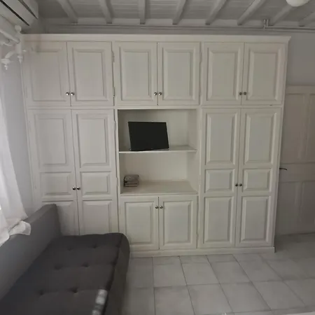 Vasilis Ornos Casa de hóspedes