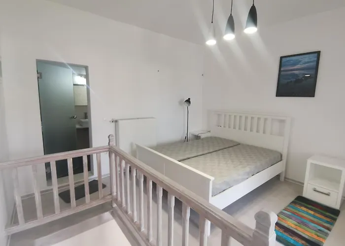 Guest house Vasilis Ornos 3*